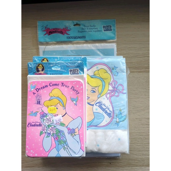 Lot of USA-Made Vintage Disney Cinderella Party Express Napkins Cards Treat Bags - Picture 9 of 9